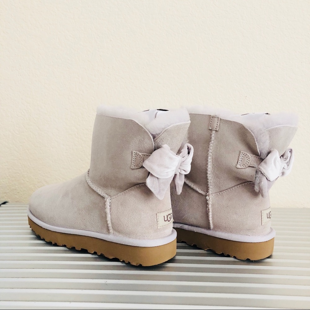 UGG Mini Bailey Bow II Velvet Ribbon Boot NIB - Picture 2 of 8